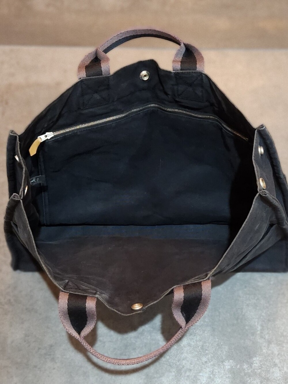 HERMES Large Gray Tote - Picture 8 of 11